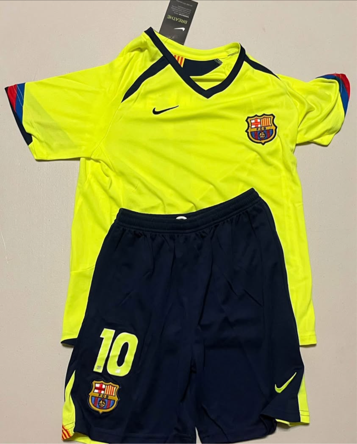Messi Barcelona retro away kids set