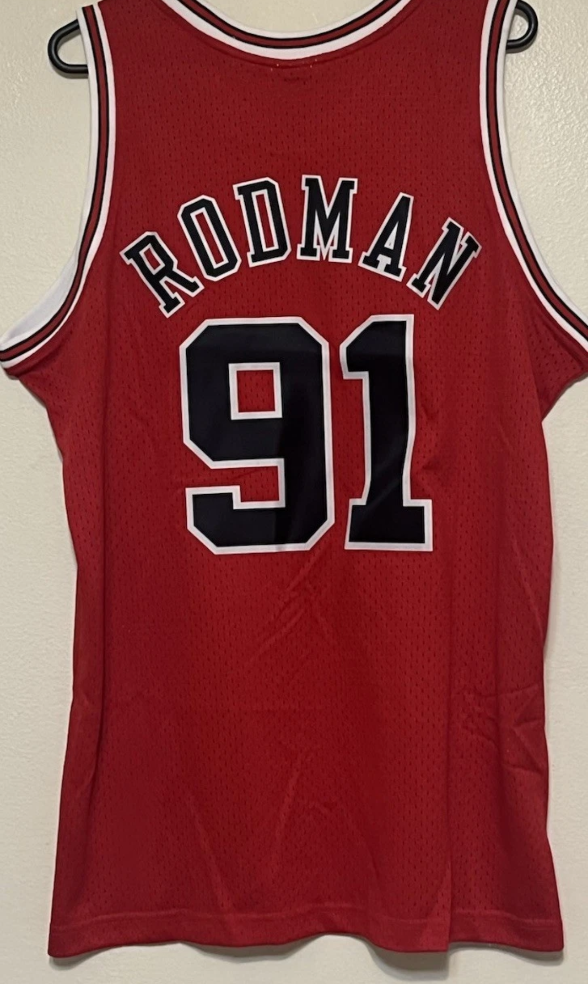 RODMAN CHICAGO BULLS 1997/98 RED HOME JERSEY