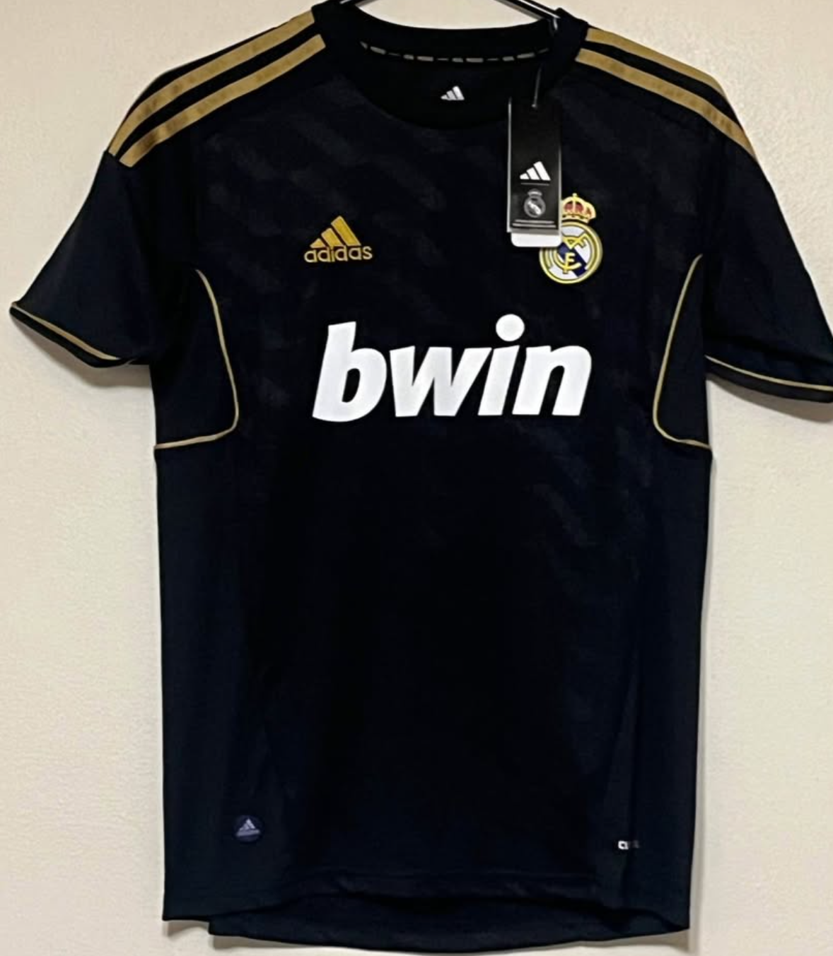 CRISTIANO RONALDO BLACK AND GOLD REAL MADRID AWAY JERSEY