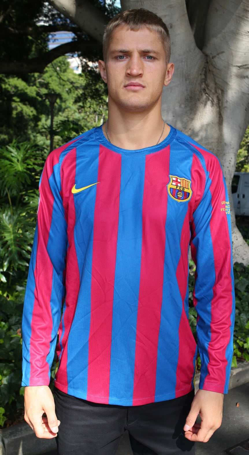 RONALDINHO BARCELONA JERSEY