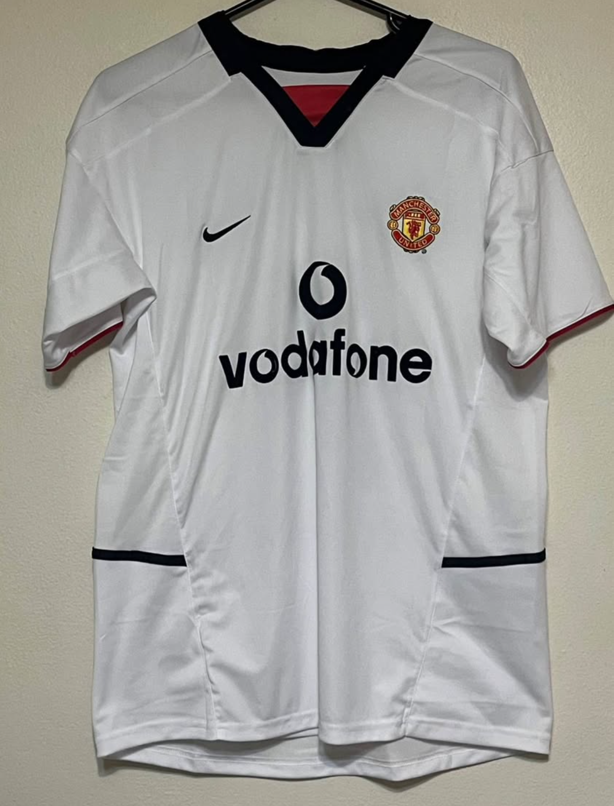BECKHAM MAN U WHITE AWAY VODAFONE JERSEY