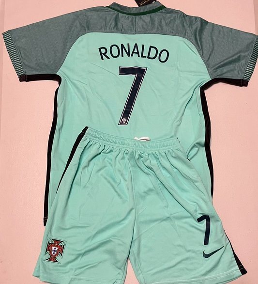 RONALDO PORTUGAL 2016 KIDS SET