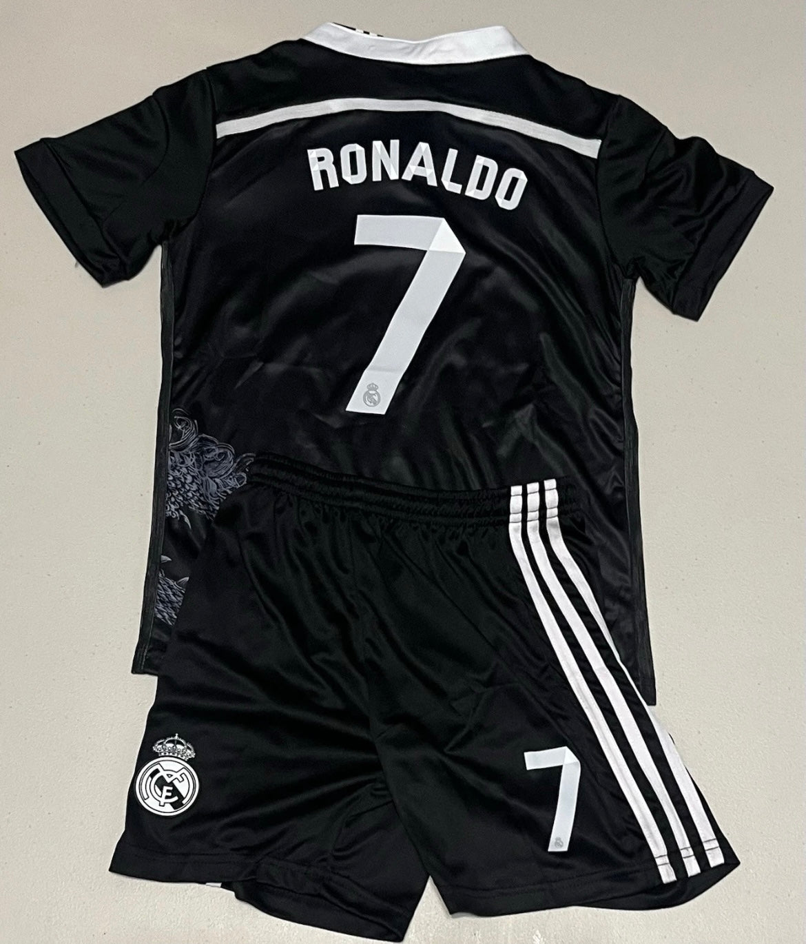 RONALDO REAL MADRID BLACK AWAY KIDS SET