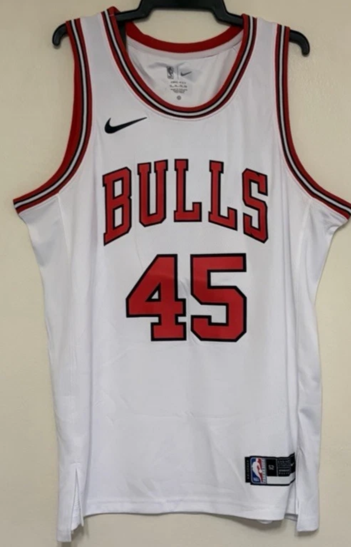 JORDAN 45 CHICAGO BULLS WHITE JERSEY