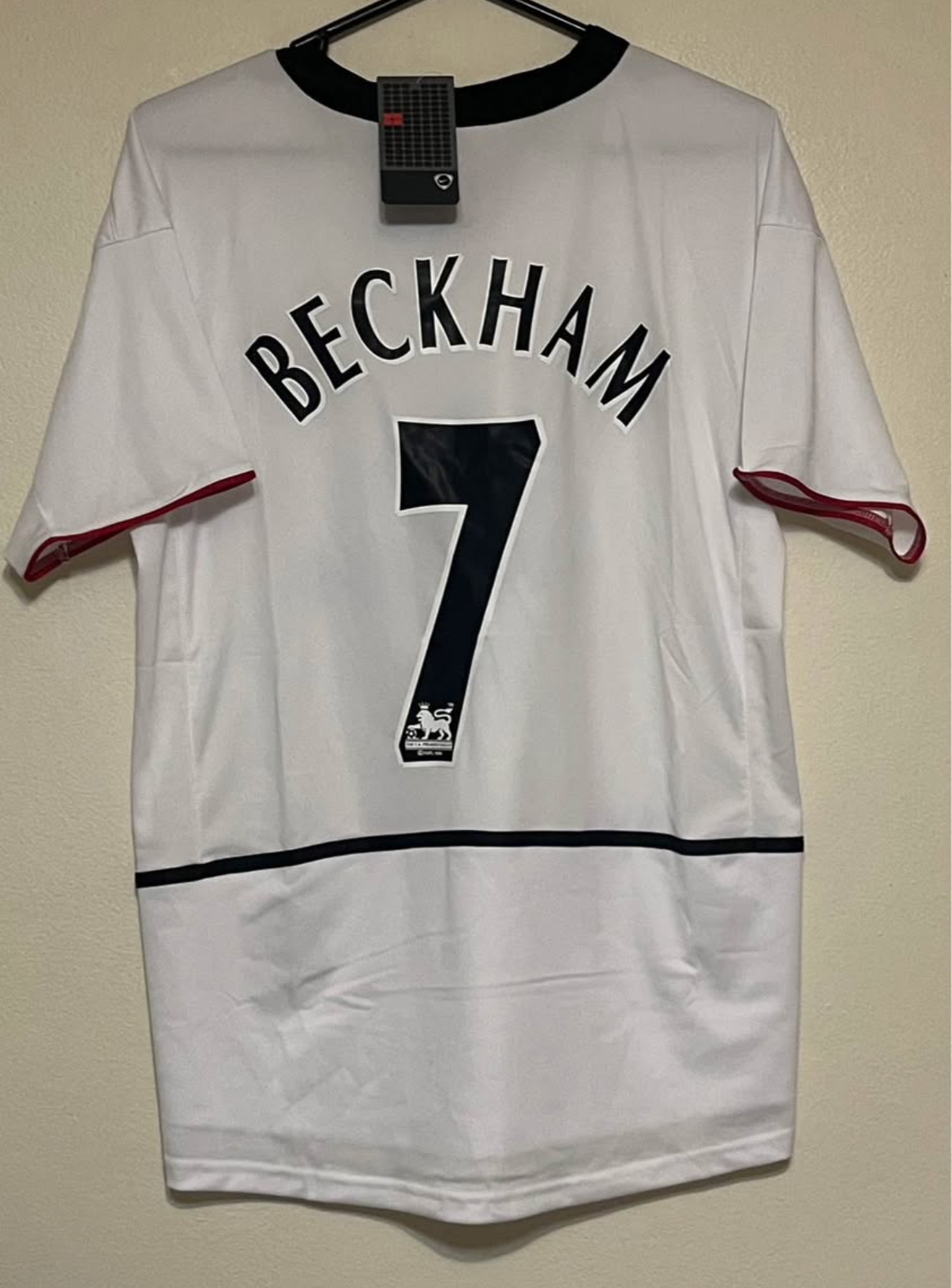 BECKHAM MAN U WHITE AWAY VODAFONE JERSEY