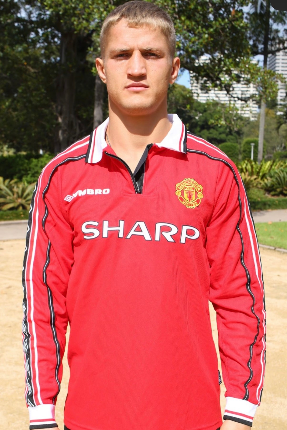 DAVID BECKHAM 96/97 MAN UNITED LONG SLEEVE JERSEY