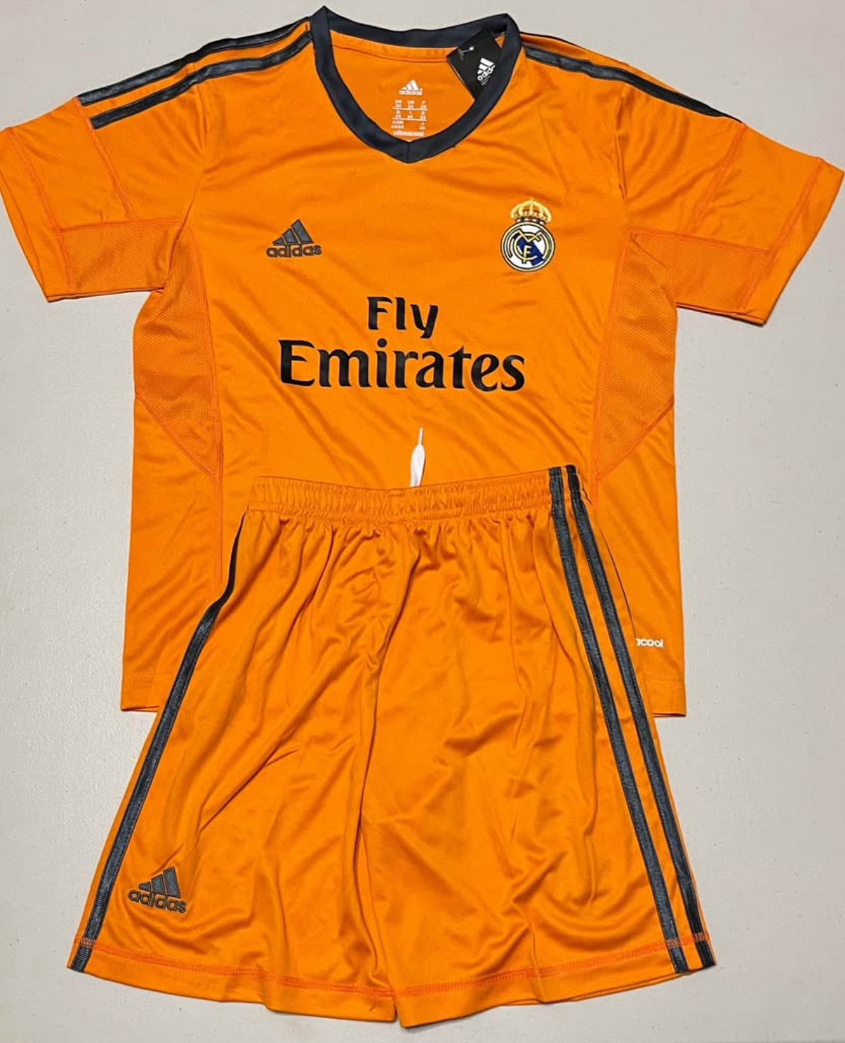 RONALDO REAL MADRID ORANGE KIDS SET
