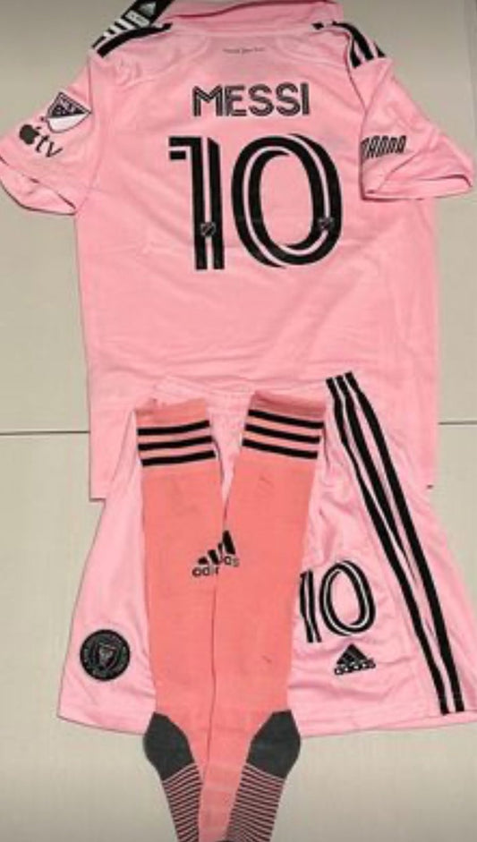 INTER MIAMI FOOTBALL PINK KIDS SET WITH SOCKS